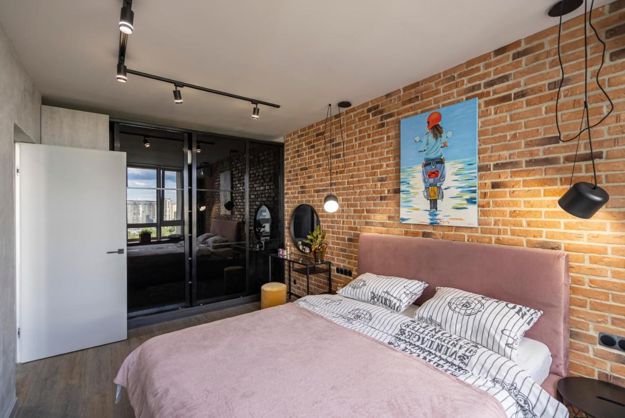 Slavutich ECOLOFT studios Kiev Esterno foto