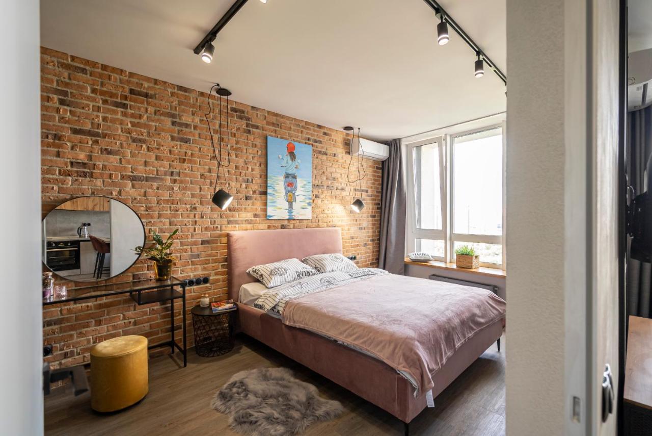 Slavutich ECOLOFT studios Kiev Esterno foto