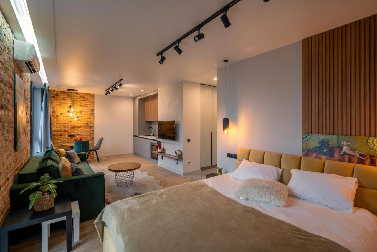 Slavutich ECOLOFT studios Kiev Esterno foto